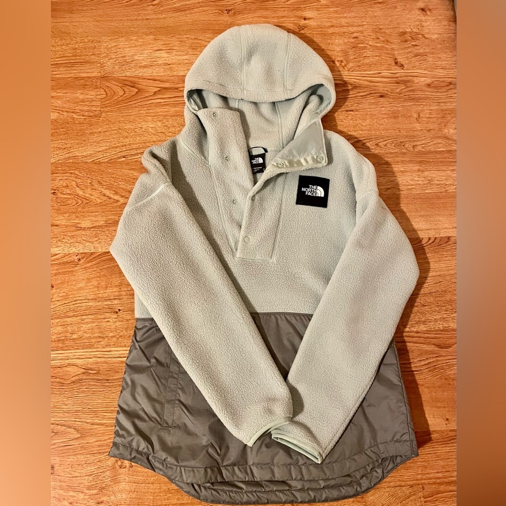 The north face fleece pullover